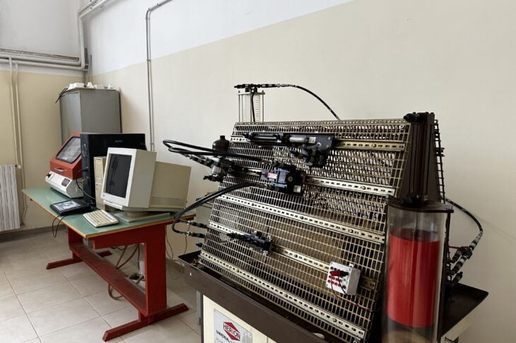 Postazione oleodinamica e simulatore tornio a controllo numerico